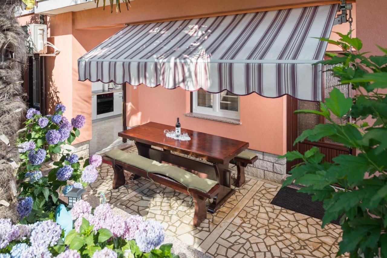 Apartments Marcan Пореч Екстер'єр фото