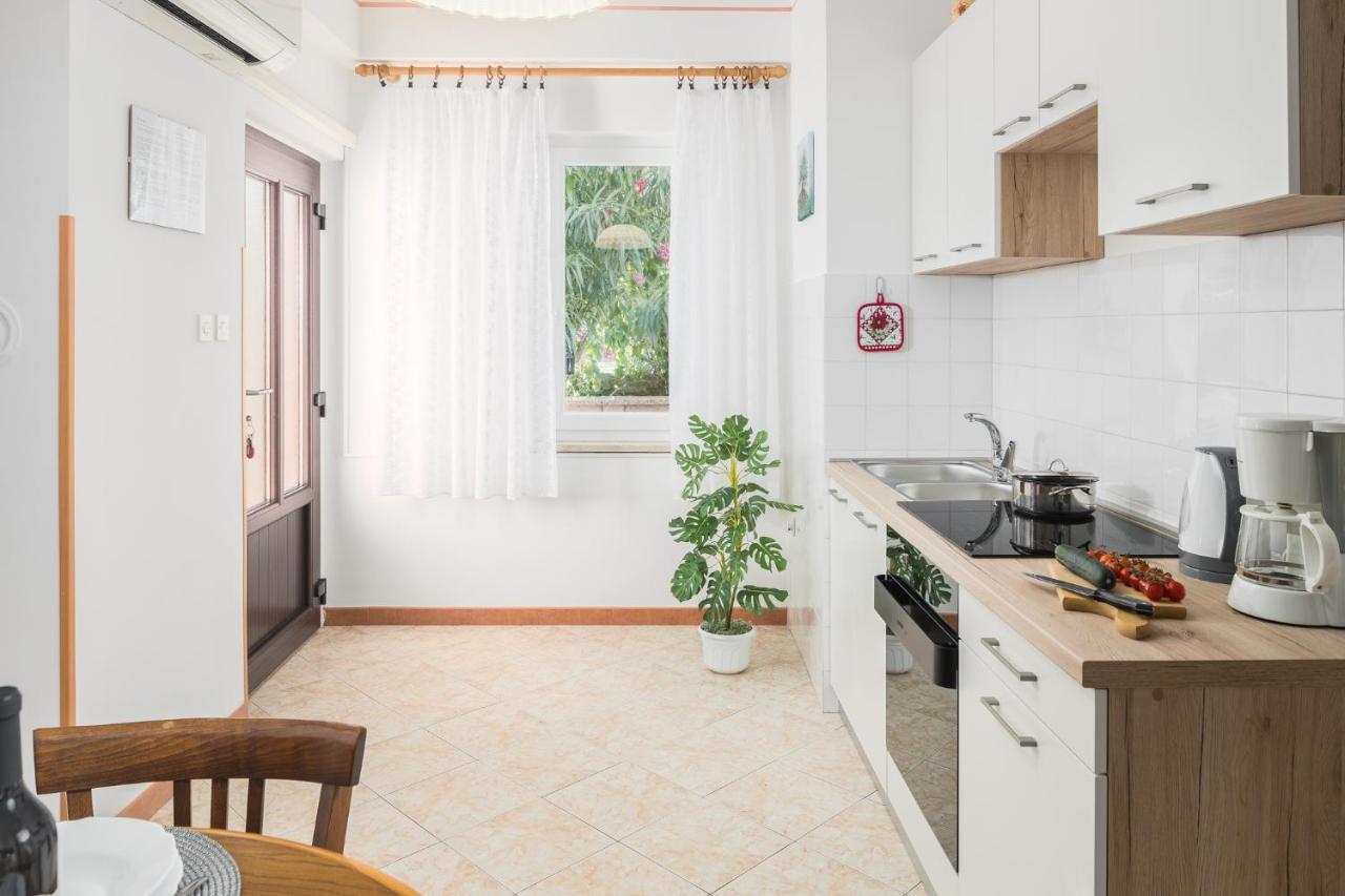 Apartments Marcan Пореч Екстер'єр фото