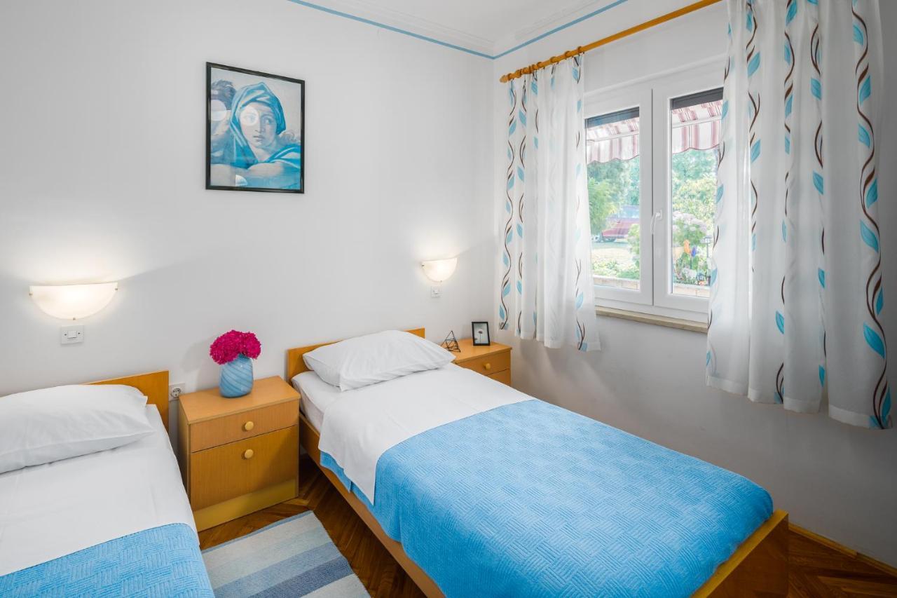 Apartments Marcan Пореч Екстер'єр фото