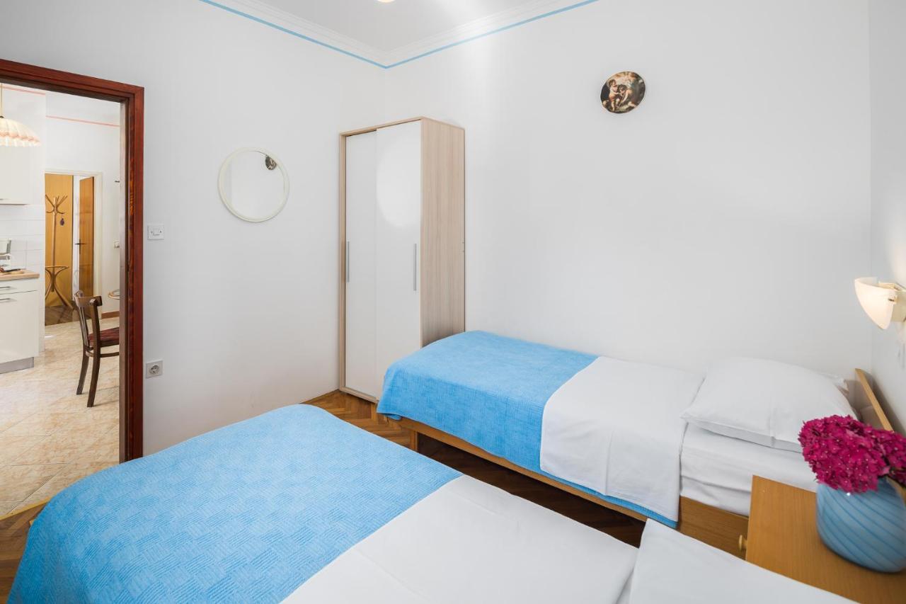 Apartments Marcan Пореч Екстер'єр фото